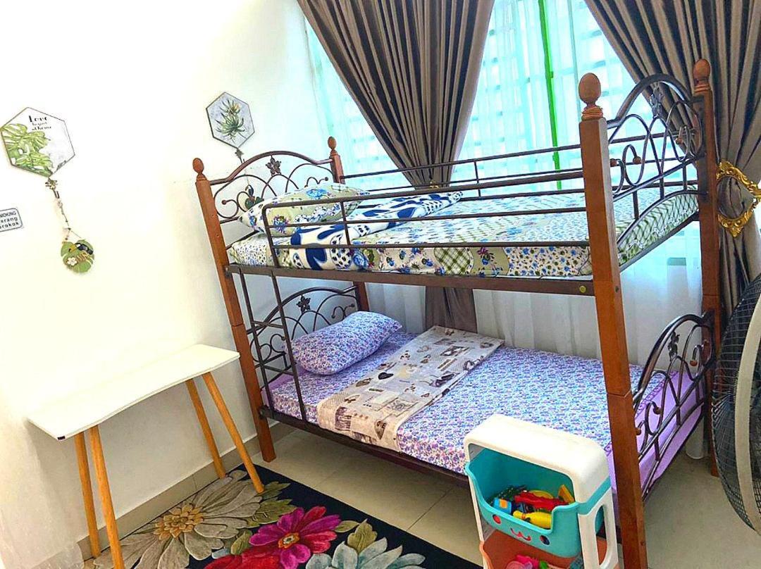 Vila Desaru 16Pax Family With Private Mini Pool & Jacuzzi Kota Tinggi Exteriér fotografie